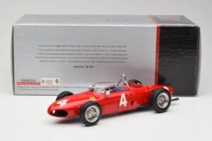 Ferrari 156 Sharknose P. Hill / W. von Trips Belgian GP 1961 CMC 1:18 M-070 Pressofusione — immagine 6 di 6
