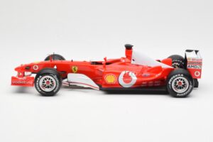 Ferrari F2003-GA F1 Constructors World Champions 2003 Hot Wheels 1:18 G3764 Pressofusione — immagine 3 di 7