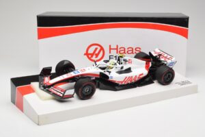 Haas VF-22 #47 M. Schumacher Bahrain GP 2022 Minichamps 1:18 147220147 Pressofusione — immagine 7 di 7