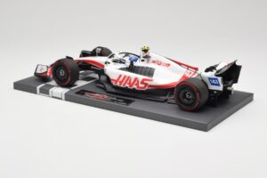 Haas VF-22 #47 M. Schumacher Brazilian GP 2022 Minichamps 1:18 117222147 Resina — immagine 5 di 7