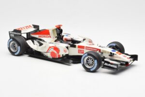 Honda Racing Team RA106 #11 R. Barrichello F1 2006 Minichamps 1:18 100060011 Pressofusione — immagine 4 di 6
