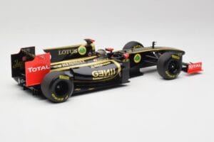 Lotus Renault GP R31 #10 B. Senna F1 2011 Minichamps 1:18 150110079-C1 Pressofusione — immagine 2 di 7