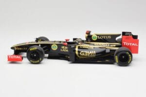 Lotus Renault GP R31 #10 B. Senna F1 2011 Minichamps 1:18 150110079-C1 Pressofusione — immagine 3 di 7
