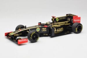 Lotus Renault GP R31 #10 B. Senna F1 2011 Minichamps 1:18 150110079-C1 Pressofusione