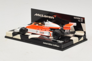 McLaren M26 Ford J. Hunt F1 1977 Minichamps 1:43 530774301 Pressofusione — immagine 3 di 5