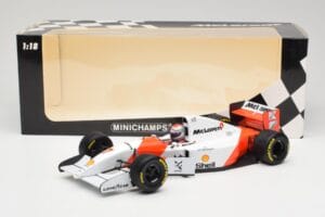 McLaren Ford MP4/8 #7 M. Andretti European GP 1993 Minichamps 1:18 530931827 Resina — immagine 6 di 7
