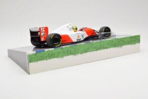 McLaren Ford MP4/8 #8 A. Senna Winner Australian GP 1993 Minichamps 1:18 543933838 Pressofusione — immagine 3 di 7