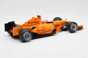 McLaren Mercedes MP4-20 G. Paffett F1 Test Car 2006 Minichamps 1:18 B66962342 Pressofusione — immagine 2 di 6
