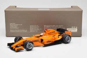 McLaren Mercedes MP4-20 G. Paffett F1 Test Car 2006 Minichamps 1:18 B66962342 Pressofusione — immagine 6 di 6