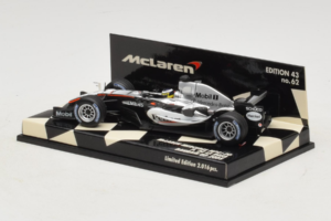 McLaren MP4-20 Mercedes P. de la Rosa F1 2005 Minichamps 1:43 530054315 Pressofusione — immagine 3 di 5