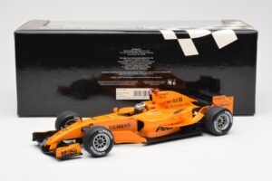 McLaren MP4-20 Mercedes P. de la Rosa Interim Test Car 2006 Minichamps 1:18 530061894 Pressofusione — immagine 6 di 6