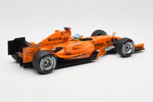 McLaren Mercedes MP4-20 P. de la Rosa F1 Test Car 2006 Minichamps 1:18 PEDRO001 Pressofusione — immagine 2 di 6