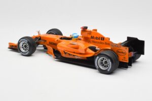 McLaren Mercedes MP4-20 P. de la Rosa F1 Test Car 2006 Minichamps 1:18 PEDRO001 Pressofusione — immagine 5 di 6