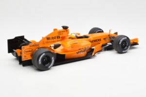 McLaren MP4-21 Mercedes #4 J.P. Montoya Interim Livery 2006 Minichamps 1:18 530061874 Pressofusione — immagine 2 di 6