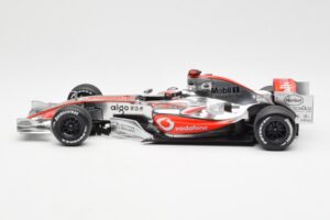McLaren MP4-21 Mercedes #4 J-P. Montoya Showcar 2006 Minichamps 1:18 MONTOYA002 Pressofusione — immagine 3 di 6