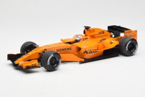 McLaren MP4-21 Mercedes #3 K. Raikkonen Interim Livery 2006 Minichamps 1:18 530061873 Pressofusione