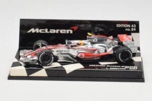 McLaren Mercedes MP4-22 #2 L. Hamilton Race Car 2007 Minichamps 1:43 530074302 Pressofusione