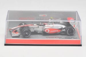 McLaren Mercedes MP4-24 #2 H. Kovalainen Race Car 2009 Minichamps 1:43 503094302 Pressofusione — immagine 5 di 5