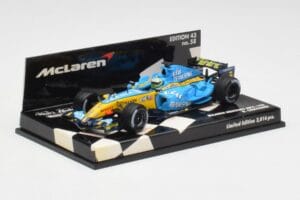 McLaren MP4-19B #5 D. Coulthard F1 2004 Minichamps 1:43 530044315 Pressofusione — immagine 3 di 5
