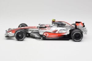 McLaren MP4-22 #2 L. Hamilton Canadian GP Winner 2007 Minichamps 1:18 530071822 Pressofusione — immagine 3 di 6