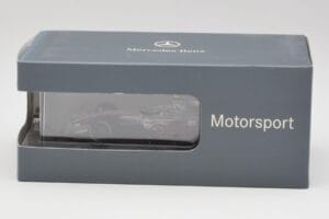 McLaren MP4-23 #23 H. Kovalainen F1 2008 Minichamps 1:43 B66962423 Pressofusione — immagine 4 di 4