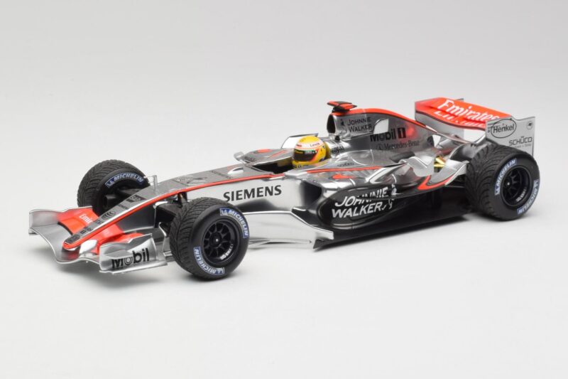 McLaren MP4-25 Mercedes #2 L. Hamilton Showcar 2010 Minichamps 1:18 110100006-R1 Pressofusione
