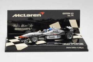 McLaren MP4/98T 2-Seater M. Hakkinen / E. Hakkinen F1 2000 Minichamps 1:43 530984378 Pressofusione