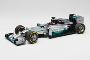 Mercedes AMG Petronas W05 #44 L. Hamilton F1 World Champion 2014 Minichamps 1:18 186140044 Pressofusione