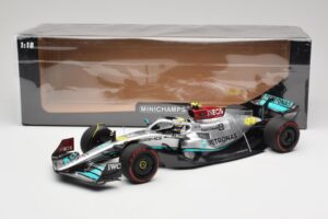 Mercedes AMG W13 E Performance Petronas #44 L. Hamilton Spanish GP 2022 Minichamps 1:18 110220044 Pressofusione — immagine 7 di 7