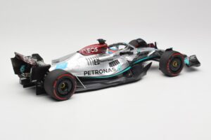 Mercedes AMG W13 E Performance Petronas #63 G. Russell Brazilian GP 1st Win 2022 Minichamps 1:18 110222163 Resina — immagine 2 di 7
