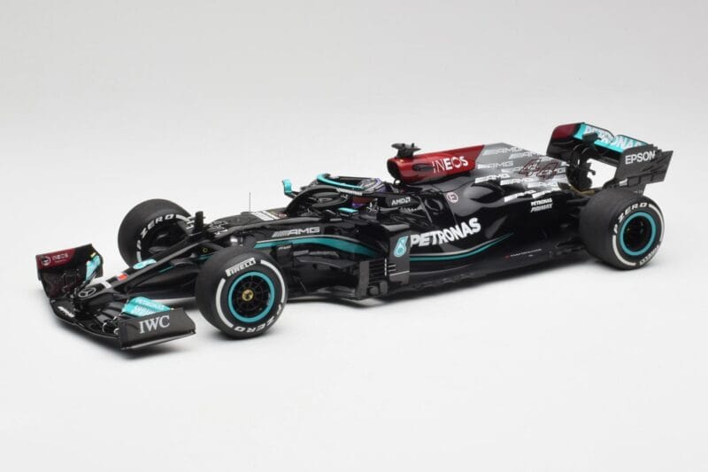 Mercedes AMG W12 #44 L. Hamilton Bahrain GP 2021 Minichamps 1:18 110210144 Pressofusione