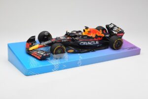 Red Bull Racing RB18 #1 M. Verstappen Winner Miami GP 2022 Minichamps 1:18 113220501 Pressofusione — immagine 2 di 7