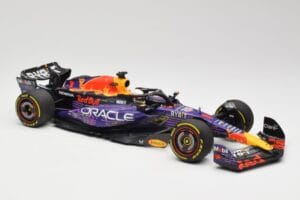 Oracle Red Bull Racing RB19 #33 M. Verstappen Las Vegas GP Winner 2023 Minichamps 1:18 110232201 Resina — immagine 4 di 7