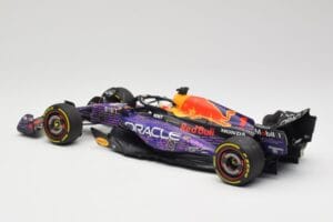Oracle Red Bull Racing RB19 #33 M. Verstappen Las Vegas GP Winner 2023 Minichamps 1:18 110232201 Resina — immagine 5 di 7