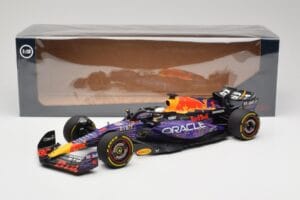 Oracle Red Bull Racing RB19 #33 M. Verstappen Las Vegas GP Winner 2023 Minichamps 1:18 110232201 Resina — immagine 7 di 7
