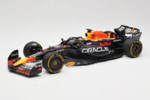 Oracle Red Bull Racing RB19 #1 M. Verstappen Winner Abu Dhabi GP 2023 Minichamps 1:18 110232301 Pressofusione