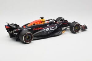 Oracle Red Bull Racing RB20 #1 M. Verstappen Winner Bahrain GP 2024 Minichamps 1:18 110240101 Pressofusione — immagine 2 di 7