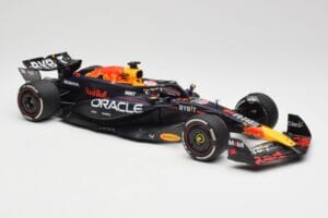 Oracle Red Bull Racing RB20 #1 M. Verstappen Winner Bahrain GP 2024 Minichamps 1:18 110240101 Pressofusione — immagine 4 di 7