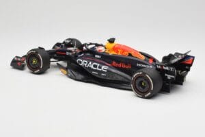 Oracle Red Bull Racing RB20 #1 M. Verstappen Winner Bahrain GP 2024 Minichamps 1:18 110240101 Pressofusione — immagine 5 di 7