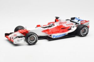 Toyota TF106 Panasonic Toyota Racing J. Trulli F1 Presentation 2006 Minichamps 1:18 AM59554H Pressofusione