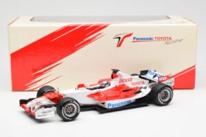 Toyota TF106 Panasonic Toyota Racing J. Trulli F1 Presentation 2006 Minichamps 1:18 AM59554H Pressofusione — immagine 6 di 6