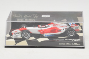 Toyota TF106 Panasonic #12 J. Trulli Panasonic Toyota Racing Showcar 2006 Minichamps 1:43 400060078 Pressofusione — immagine 4 di 5
