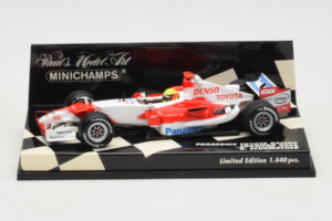Toyota TF106 Panasonic #11 R. Schumacher Panasonic Toyota Racing Showcar 2006 Minichamps 1:43 400060077 Pressofusione