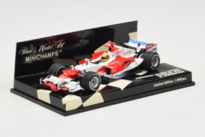 Toyota TF107 Panasonic #11 R. Schumacher Panasonic Toyota Racing Showcar 2007 Minichamps 1:43 400070081 Pressofusione — immagine 2 di 5
