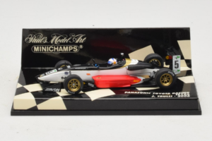 Toyota TF106 #12 J. Trulli Panasonic Toyota Racing F1 2006 Minichamps 1:43 400060008 Pressofusione