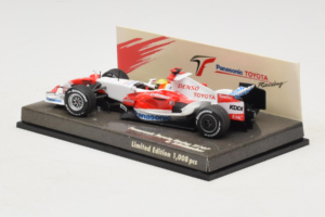 Toyota TF107 #11 R. Schumacher Panasonic Toyota Racing F1 2007 Minichamps 1:43 AM601286 Pressofusione — immagine 3 di 5