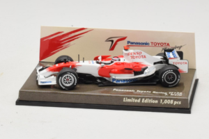 Toyota TF108 Panasonic #12 J. Trulli F1 2008 Minichamps 1:43 AM611513 Pressofusione