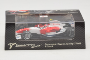 Toyota TF108 #17 T. Glock Panasonic Toyota Racing F1 2008 Minichamps 1:43 AM61152 Pressofusione — immagine 4 di 6