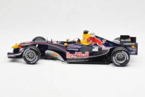 Red Bull Racing Cosworth RB1 #15 C. Klien F1 2005 Minichamps 1:18 100050015 Pressofusione — immagine 3 di 6