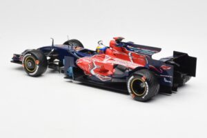 Red Bull Racing RB6 #6 M. Webber F1 Showcar 2010 Minichamps 1:18 150100076 Pressofusione — immagine 5 di 6